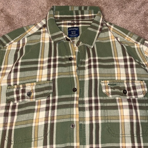 Oversized green and brown flannel - Picture 2 of 3